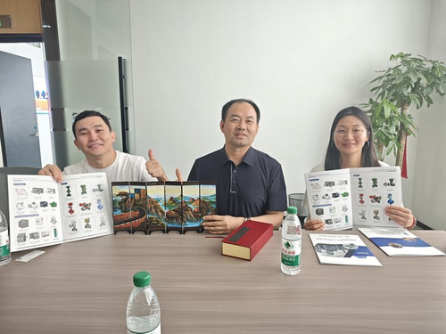 trường hợp công ty mới nhất về 2025 Khách hàng đến thăm