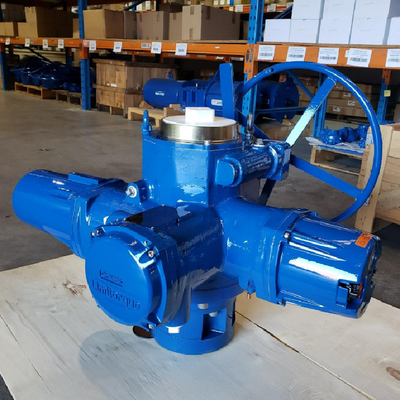 bộ truyền động điện giới hạn QX cho van hoạt động với thân van Fisher EZ