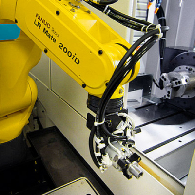 Fanuc LR Mate 200iD / 7L Trọng tải 7kg Tầm với 911mm Robot mini để hàn / cầm tay