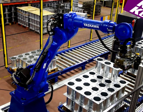 Xử lý mạnh mẽ Cánh tay robot Yaskawa Tải trọng cao 180kg Công nghiệp 6 trục GP180