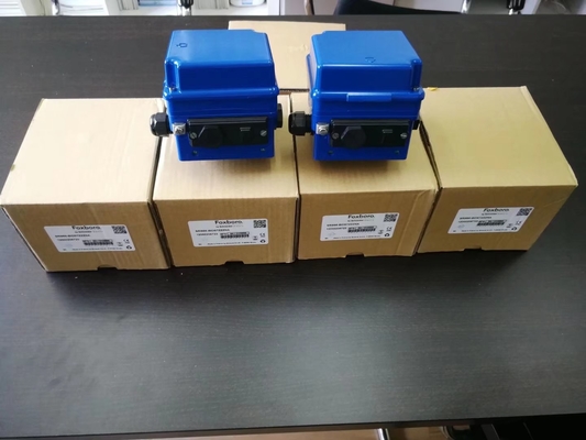 Van điều khiển lưu lượng với Bộ định vị van Foxboro SRD991 và Bộ điều chỉnh bộ lọc Fisher 67CFR