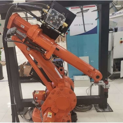 6 axis Robotic Arm ABB IRB 1410 với CNGBS Gun Cleaning Station cho tự động hóa robot hàn