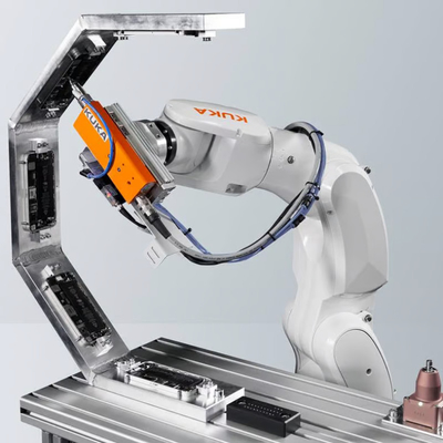 KUKA Cobot KR 4 R600 Để xử lý với Onrobot Gripper như máy chọn và đặt
