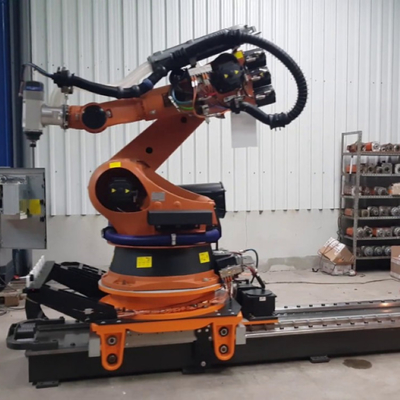 Kuka Robotic Arm 6 Axis KR 360 R2830 Với CNGBS Robot Gripper Cho Robot tự động chọn và đặt