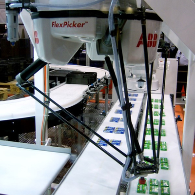 ABB 4 axis Robot Arm IRB 360-1 với đường ray hướng dẫn CNGBS như máy lắp ráp cho xử lý OEM