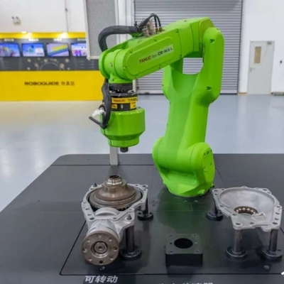 Fanuc Robotic Arm 6 Axis CRX-20iA/L Với CNGBS Robot Guide Rail để xử lý như Robot Cobot