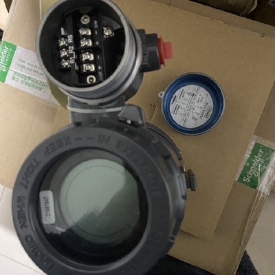 Emerson Fisher FIELDVUE DLC3100 Digital Level Controller với máy truyền nồng độ Trung Quốc cho nén đóng gói nồi hơi