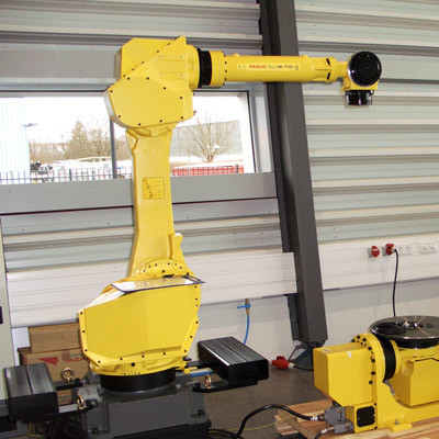 Máy xử lý máy nâng ống kính kính robot FANUC M-710iC/70 Robot xử lý chất lỏng Robot Nhà cung cấp