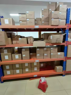 Pneumatic Control Valve With Flowser-Ve Positioner Logix 3200 Series And Burkert Solenoid Valves Nhà cung cấp hàng tồn kho Để bán