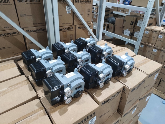 Ventil hướng dẫn đầu góc thẳng với thiết bị định vị van Masoneilan SVI2 và bộ điều chỉnh 78-40 thích hợp cho điện năng