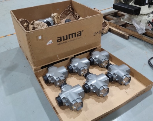 AUMA Electric Valve Actuators SQ và SQR SQREx Với AC AM Auma điều khiển cho van điều khiển góc áp suất cao của Trung Quốc