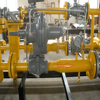 Bộ điều áp giảm áp điều khiển bằng pilot dòng Fisher 299H Series, kết nối mặt bích, dùng cho truyền tải khí tự nhiên