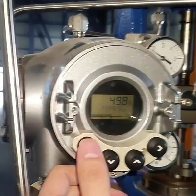 Máy định vị van thông minh Azbil 700 AVP700