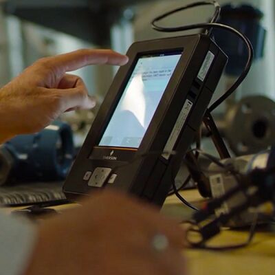 Thiết bị chẩn đoán di động di động HART Fieldbus hỗ trợ thiết bị công nghiệp Emerson AMS Trex Communicator thiết bị