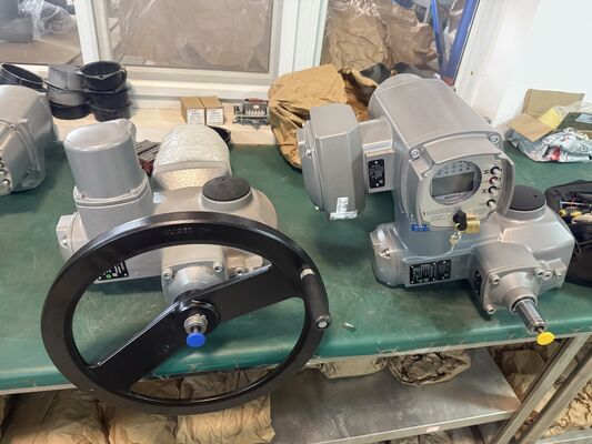 Bộ truyền động SA mới Phạm vi mô-men xoắn Từ 10 Nm đến 32 000 Nm Bộ truyền động van điện AUMA SA16.2-F16 Bộ truyền động đa vòng quay và Van bướm Keystone