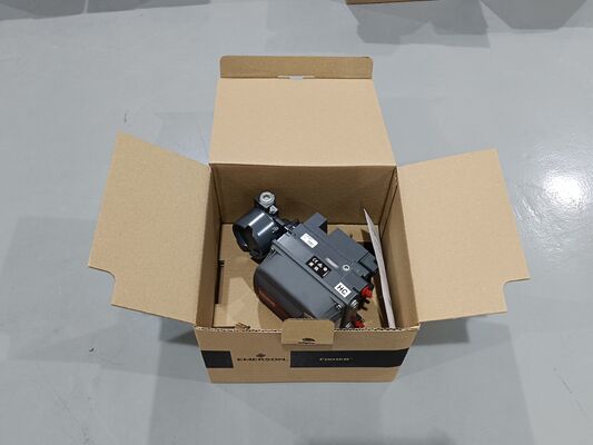 Fisher DVC6200 Digital Valve Positioner with HART Communication and 4-20 mA Signal for Explosion Proof Applications