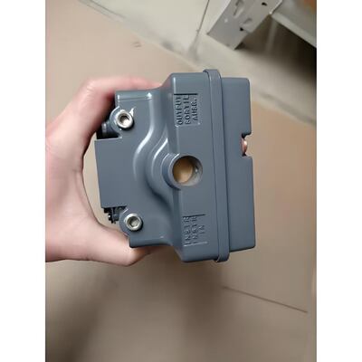 Bộ định vị van DC 4-20 mA lắp ráp sẵn với vỏ NEMA 4X IP66 để điều khiển định vị van khí nén