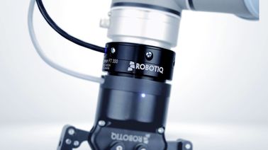 Phụ kiện robot cảm ứng ROBOTIQ FT 300 FORCE TORITE