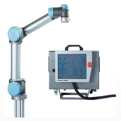 Robot cộng tác UR3 với 6 trục và tối đa đạt 550m và tải trọng 3kg đối với robot hàn mig