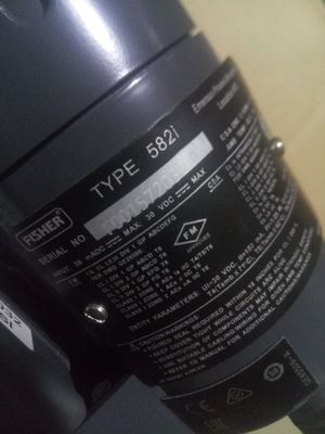 Bộ định vị van khí nén Fisher3582 với cụm van điều khiển thân trượt