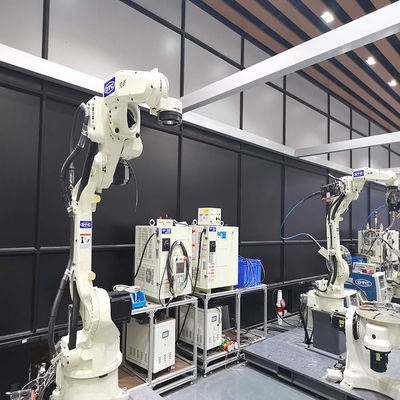 Robot hàn 6 trục OTC FD-B6 ARC Robot hàn với tải trọng 6kg Tầm với 1445mm hàn robot Mig