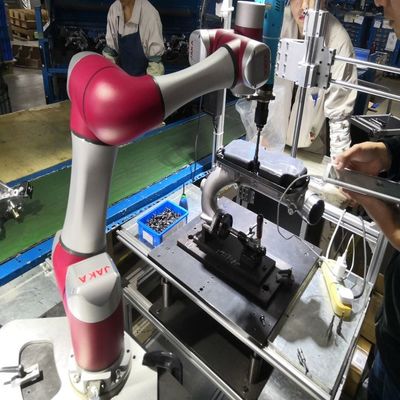 Robot điều khiển Cánh tay 6 trục JAKA Zu 5 Robot cộng tác của Cobot Trung Quốc