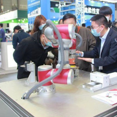 Robot điều khiển Cánh tay 6 trục JAKA Zu 5 Robot cộng tác của Cobot Trung Quốc