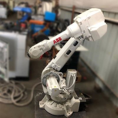 Robot công nghiệp IRB2600-12 / 1.85 với cánh tay robot 6 trục cho thiết bị pha chế và xử lý nguyên liệu