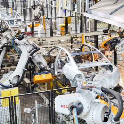IRB6700 hiệu quả và linh hoạt với cánh tay robot có trọng tải 155kg cho máy chọn và đặt