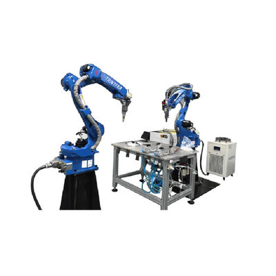 Máy hàn của robot công nghiệp Motoman AR1440 với các máy hàn ARC khác làm robot hàn tự động