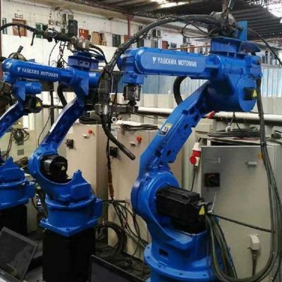 Robot công nghiệp 6 trục của AR2010 với Máy hàn ARC RD350S cho các thiết bị hàn khác