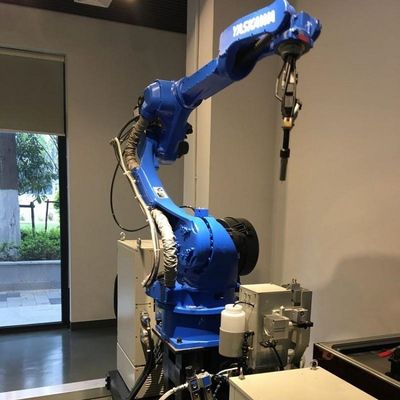 Cánh tay robot 6 trục Motoman AR2010 Với tầm với 2010MM được sử dụng làm người điều khiển hàn và cánh tay robot hàn