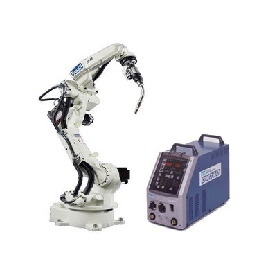 Robot công nghiệp FD-B6 với cánh tay robot tải trọng 6kg và các máy hàn ARC khác DM350 như máy hàn