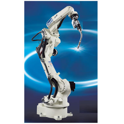 Robot công nghiệp FD-B6 với cánh tay robot tải trọng 6kg và các máy hàn ARC khác DM350 như máy hàn