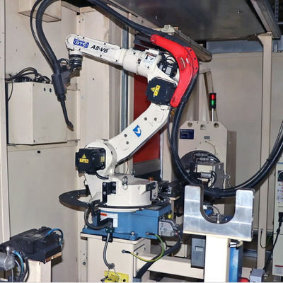 Đuốc hàn Robot hàn tự động OTC FD-V8 Tải trọng 8kg để hàn Mig