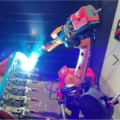 Robot Palletizing KR8 R1620 với cánh tay robot 6 trục cho Robot Palletizer
