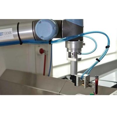 Robot đa năng UR 3e với trọng tải 3KG Cánh tay robot công nghiệp 6 trục làm cobot cho lắp ráp động cơ