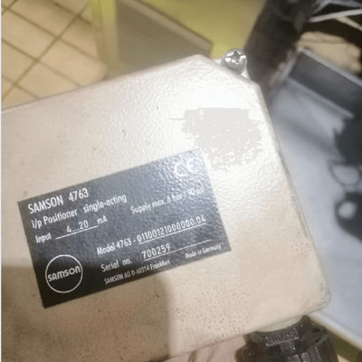 Bộ định vị khí nén điện tử Samson 4763 với bộ phận van cho van điều khiển làm bộ định vị van