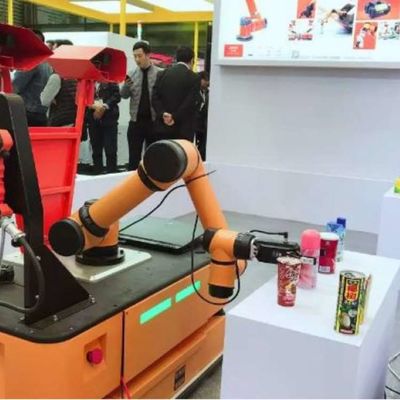 Cánh tay robot hợp tác AUBO i5 6 trục để khóa vít làm trụ