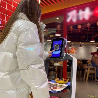 Robot phục vụ giao đồ ăn với Robot dịch vụ trí tuệ nhân tạo AI