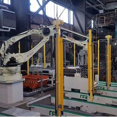 Máy nâng hạ cánh tay rô bốt CP300L 4 trục để xếp hàng hóa như rô bốt xếp hàng hóa