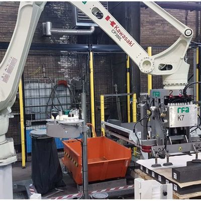 Máy nâng hạ cánh tay rô bốt CP300L 4 trục để xếp hàng hóa như rô bốt xếp hàng hóa