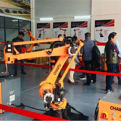 Vẽ tranh Cánh tay rô bốt 6 trục SF10-K2032 để vẽ ô tô bằng rô bốt như vẽ rô bốt