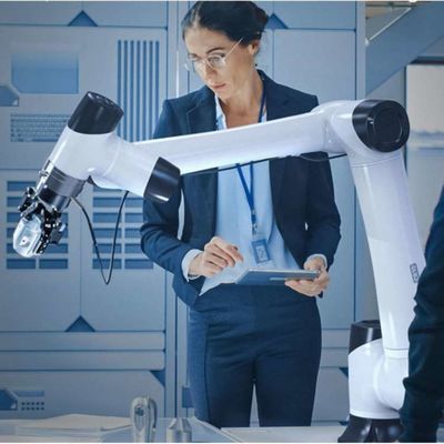 Cánh tay robot 6 trục CR5 Cobot Robot 5kg Trọng lượng hữu ích cho tải và thả tự động như Cobot