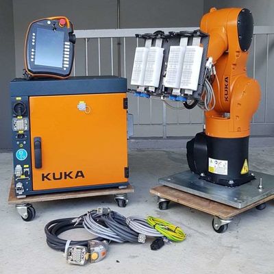 Máy điều khiển cánh tay robot KR C4 Máy điều khiển CNC robot cho cánh tay robot công nghiệp Kuka