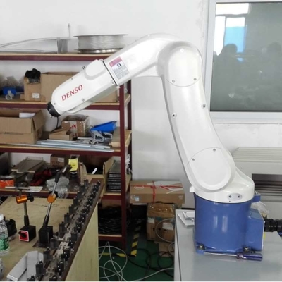 Universal Robotic Arm 6 Axis VS-068/087 với CNGBS Robot Gripper để xử lý như một robot công nghiệp