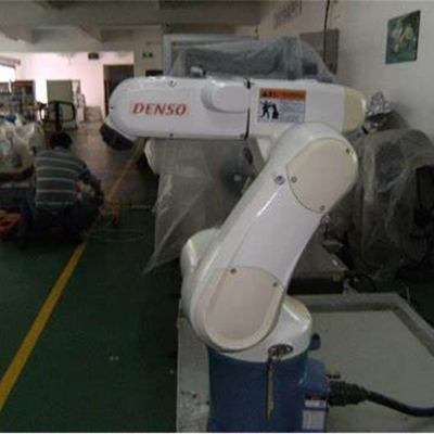 Universal Robotic Arm 6 Axis VS-068/087 với CNGBS Robot Gripper để xử lý như một robot công nghiệp