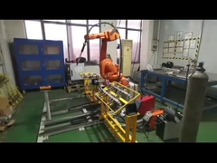 Robot ABB với bộ định vị để hàn tự động
